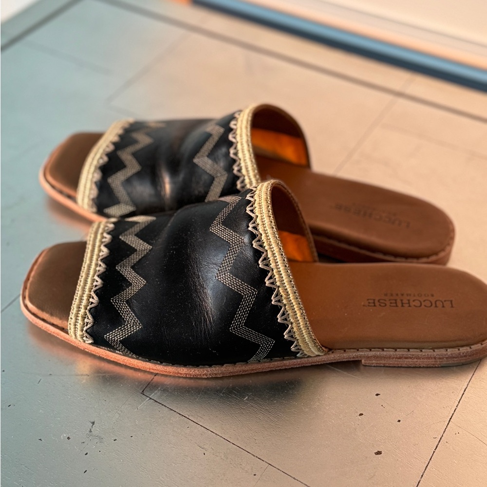 Lucchese Black & Cream Leather Slides